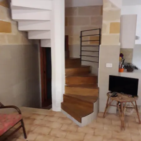 Via Giotto 1sx Farfalla 公寓